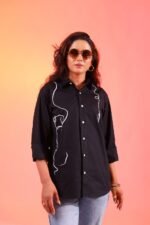 Dog Line Art Printed Shirt – Black (Women)